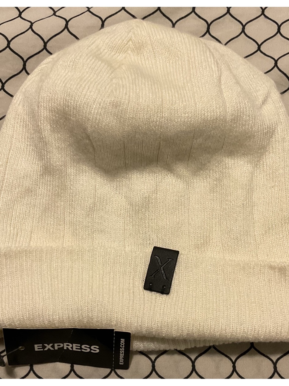 Express :Ribbed knit beanie Nwt